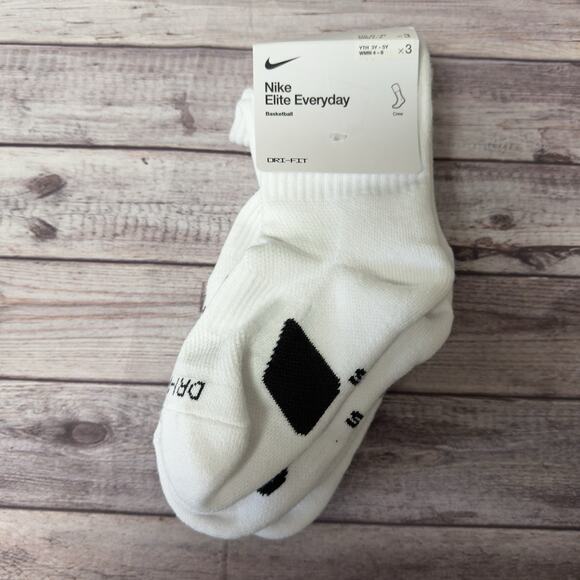 Nike Elite Everyday Crew Socks Wmn 4-6 Youth 3Y-5Y 3 pair White Basketball - Picture 1 of 6